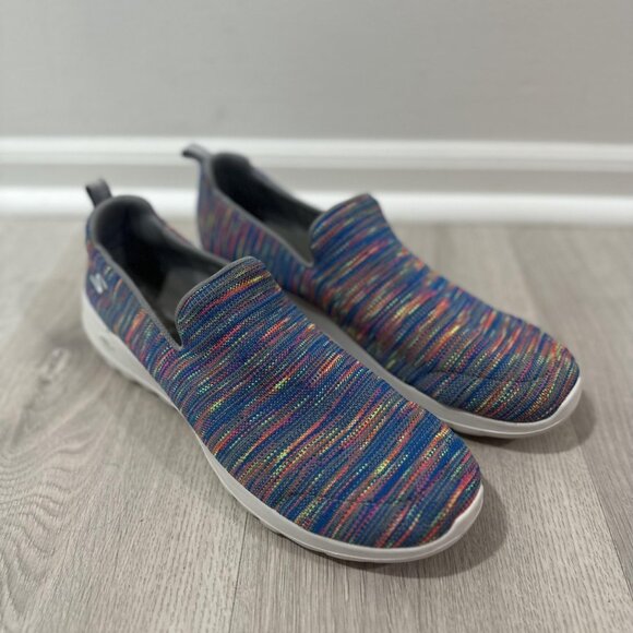 Skechers Goga Max Womens Size 12 Multicolor Knit Slip On Walking Memory Foam - Picture 1 of 9